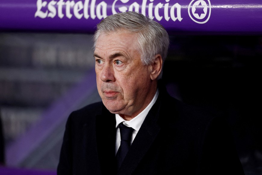 FILE PHOTO: Soccer Football - LaLiga - Real Valladolid v Real Madrid - Estadio Jose Zorrilla, Valladolid, Spain - January 25, 2025
Real Madrid coach Carlo Ancelotti before the match REUTERS/Juan Medina/File Photo