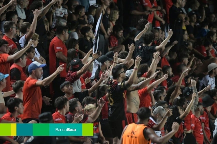 GALERÍA BICA: Colón vs Nueva Chicago