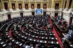 Legisladores nacionales con un cambio inesperado en la agenda.