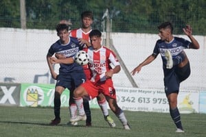 No se sacaron ventajas. Más allá del cero en los arcos, Unión y Gimnasia dejaron una buena imagen desde lo futbolístico. Crédito: Luis Cetraro