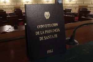 Texto de la Constitución de la Provincia de Santa Fe de 1962, vigente hasta estos días.