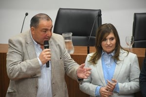 El intendente Poletti junto a la "Chuchi" Molina.