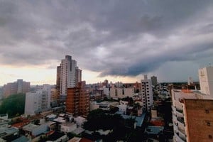 Se oscureció el cielo en la tarde santafesina.