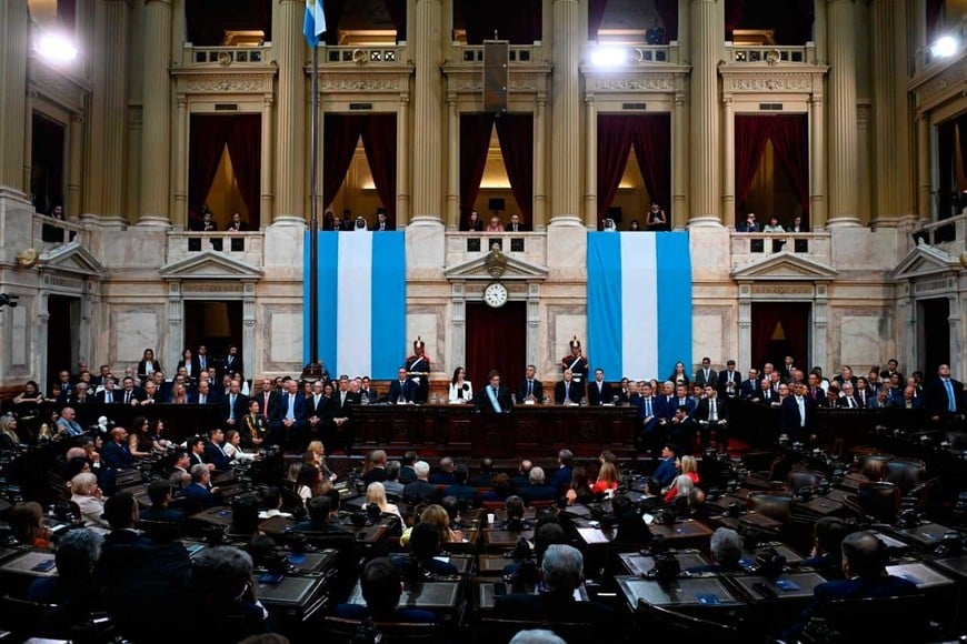 La asamblea de apertura de sesiones todavía tiene tela para cortar.