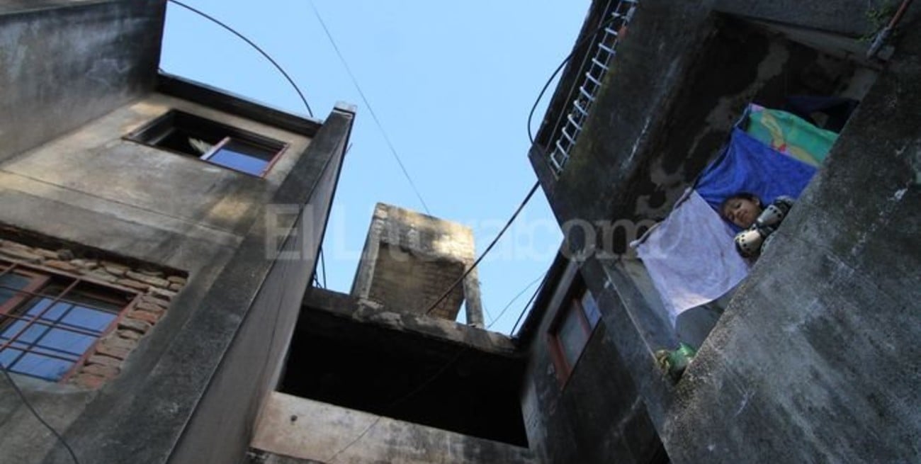 Barrio Acería: analizan demoler el monoblock 7