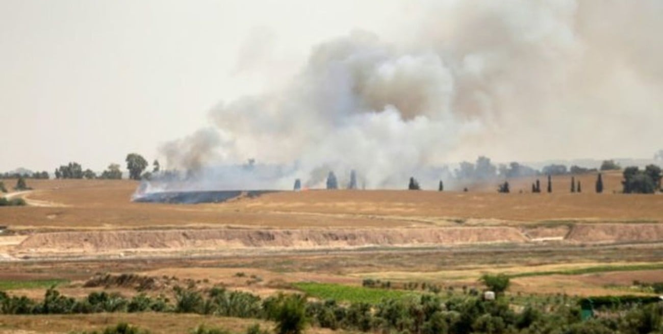 El fuego no cesa: Israel lanzó ataques aéreos contra objetivos en la Franja de Gaza 