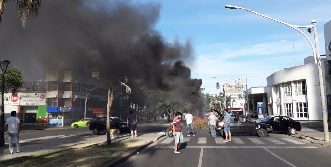 Cortes de tránsito en varios puntos de la ciudad