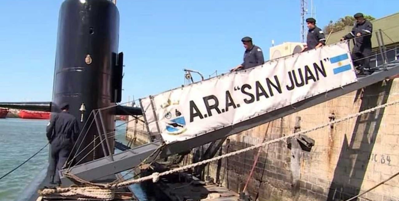 El submarino realizó 8 llamadas antes de perder contacto