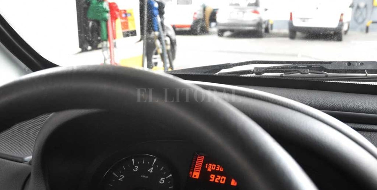 Se terminó el congelamiento de combustibles y ya subieron los precios