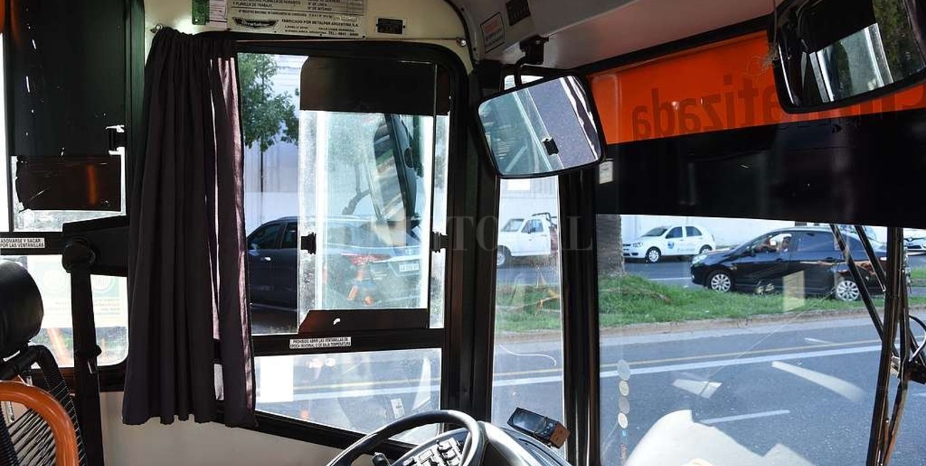 La frecuencia en el Transporte de Rosario, un problema que sigue generando malestar entre usuarios

