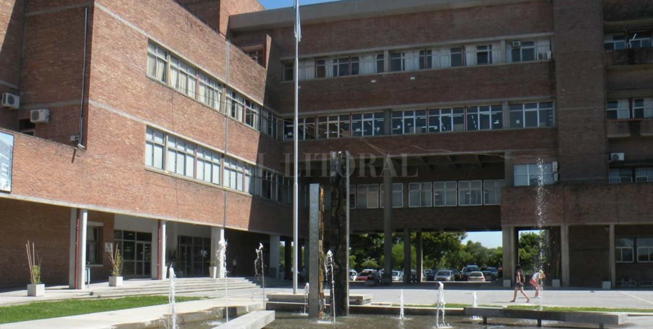 Los estudiantes tomaron la Facultad de Humanidades y Ciencias