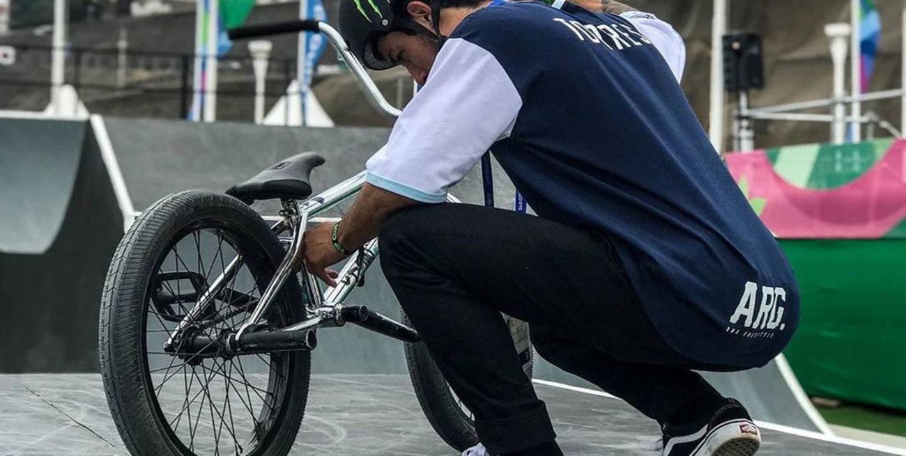 José Torres ganó la medalla de plata en el BMX