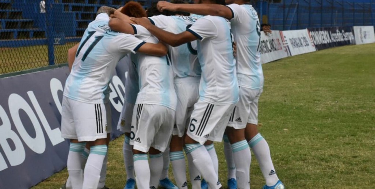 Argentina juega ante Colombia una de las semifinales del Sudamericano Sub 15 en Paraguay