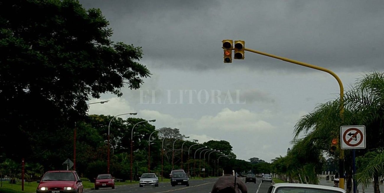 Rige un alerta por tormentas fuertes