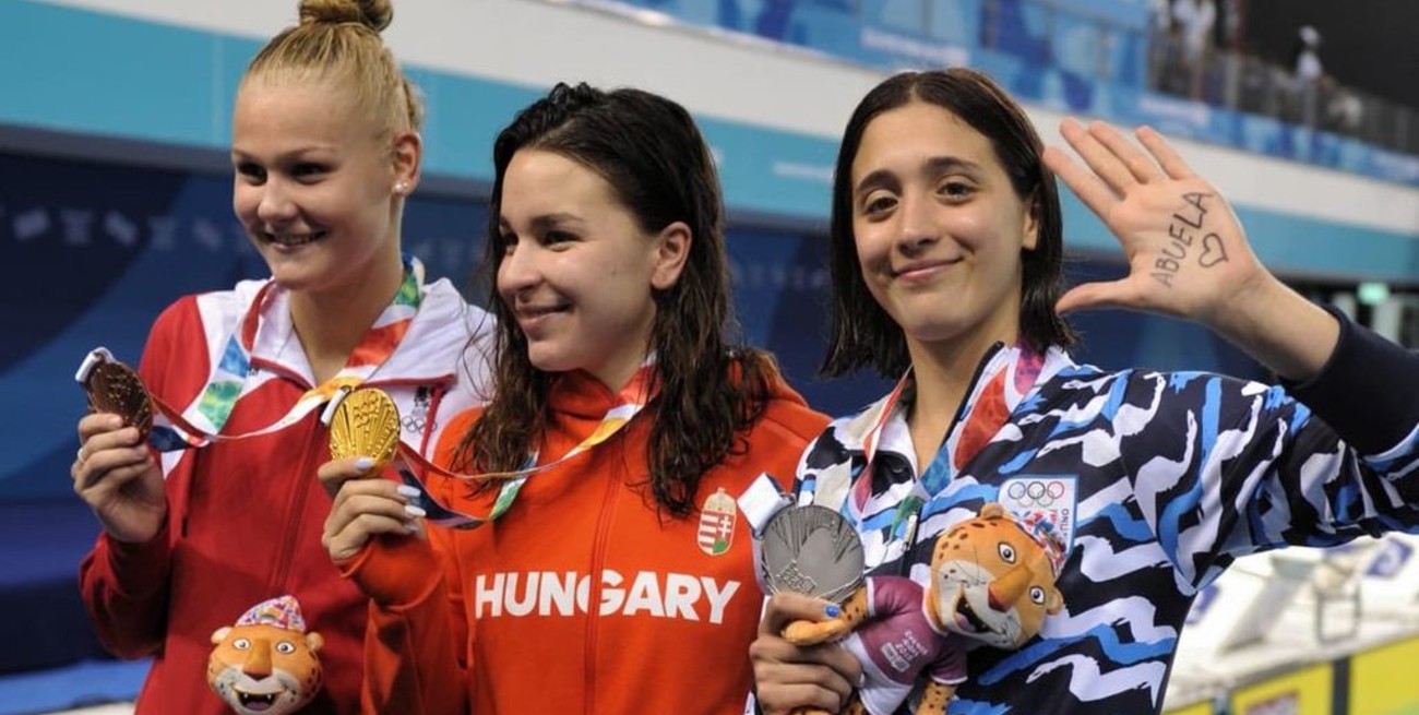 Natación: medalla de plata para la argentina Delfina Pignatiello en los 800 metros femeninos