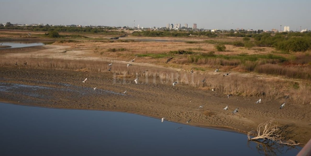 El río Salado se mantiene bajo pero la situación no sería crítica como en 2020