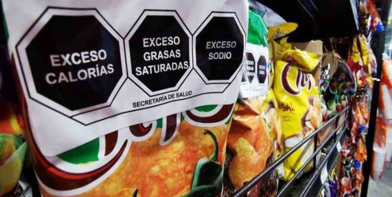 El etiquetado frontal de alimentos sirve para mejorar la salud, según evidencia internacional