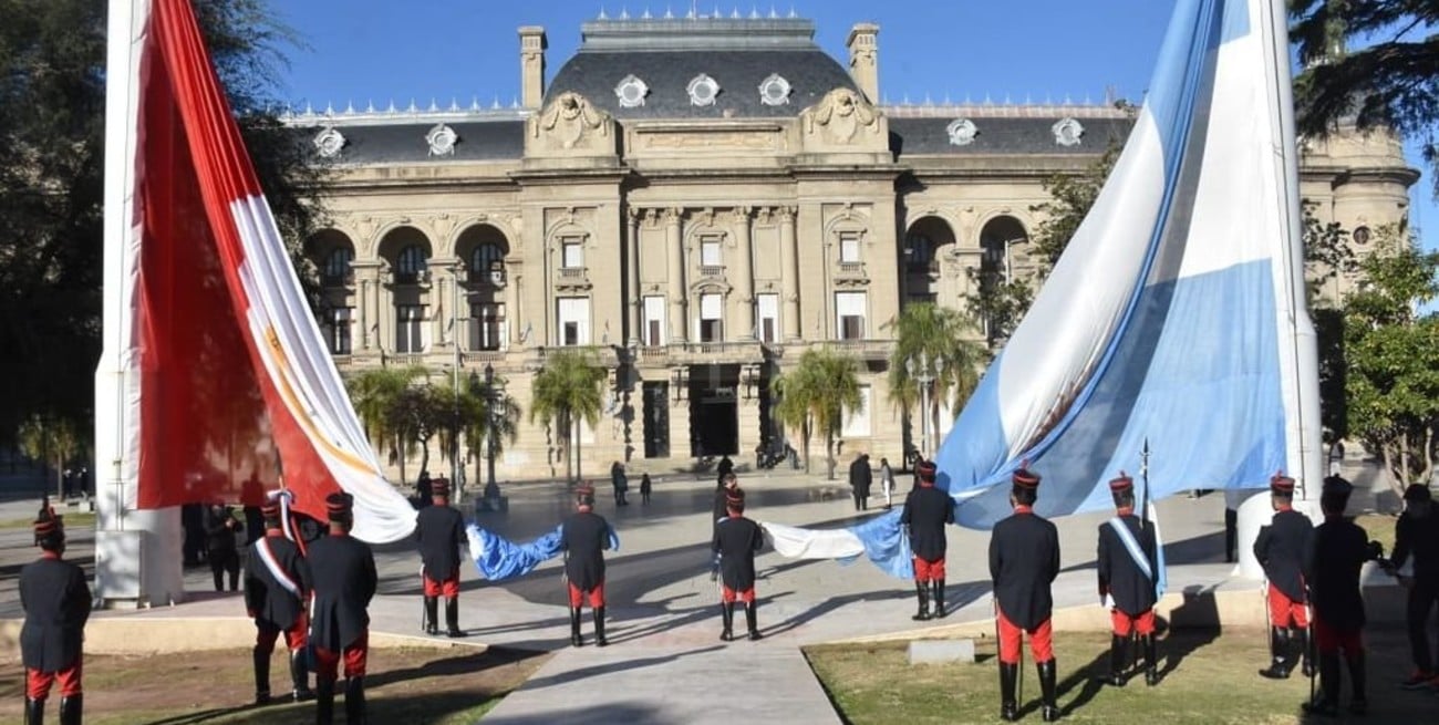 Revolución de Mayo: Nación y Santa Fe realizan actos virtuales