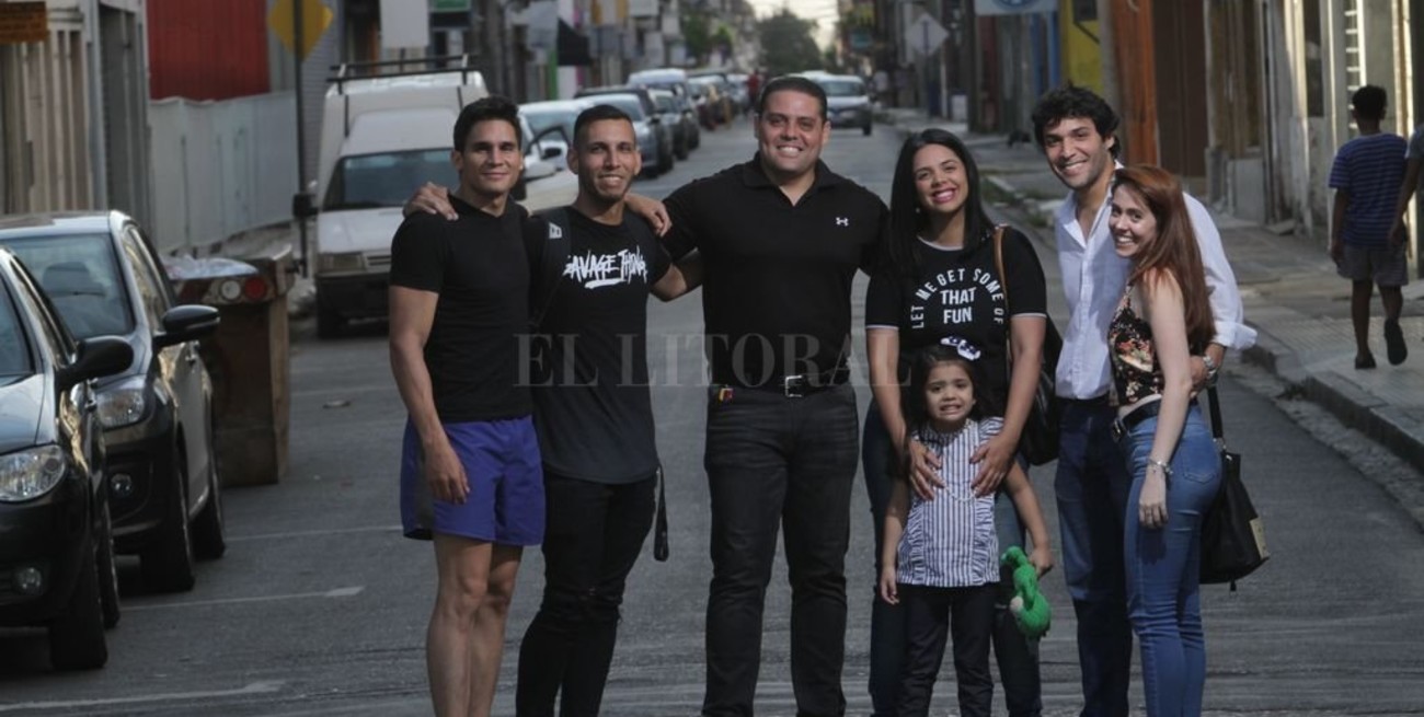 Venezolanos en Santa Fe: cómo emigraron y qué hacen en la ciudad