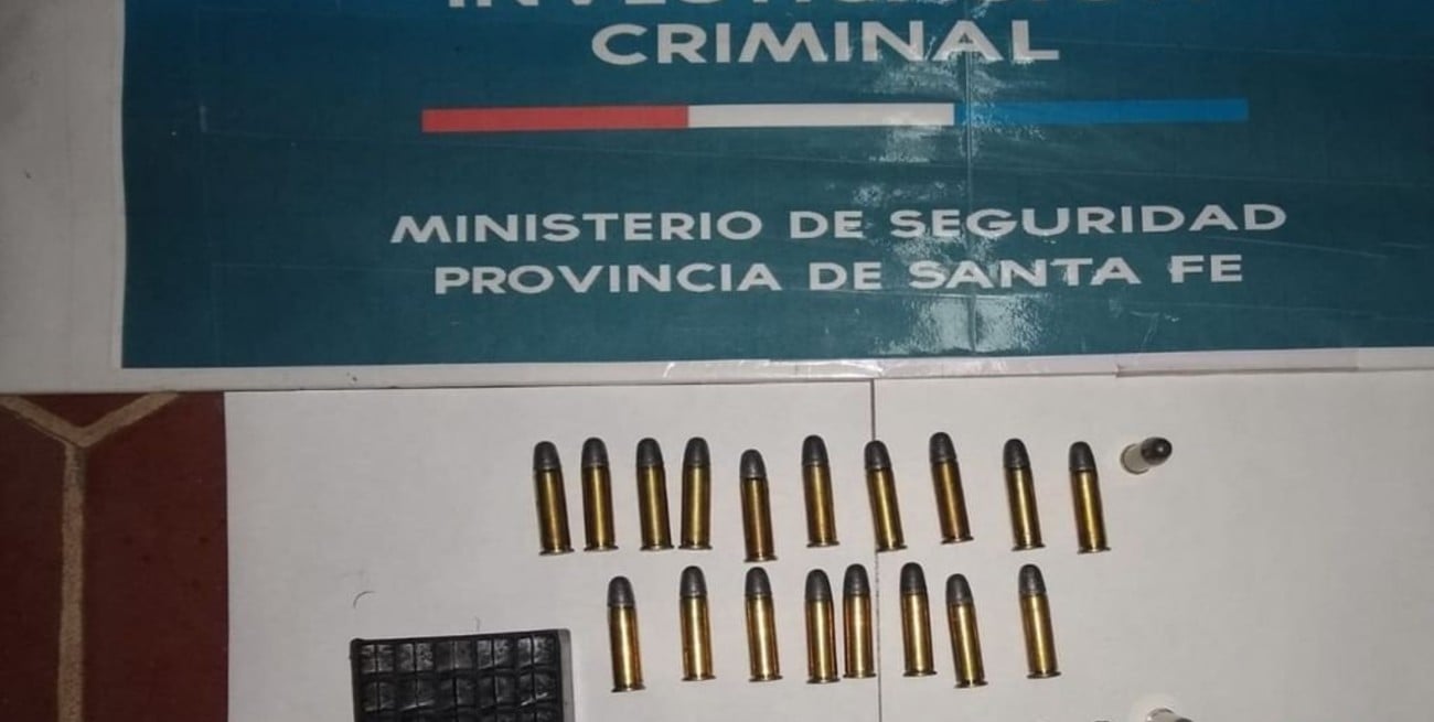 Video: atraparon en Rafaela a dos menores armados con pistolas 9 mm. cargadas