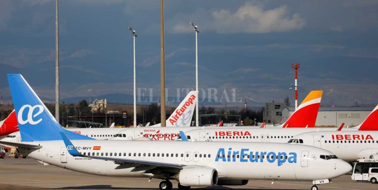 Cepo a los viajes: el gobierno dice que es una medida "momentánea"