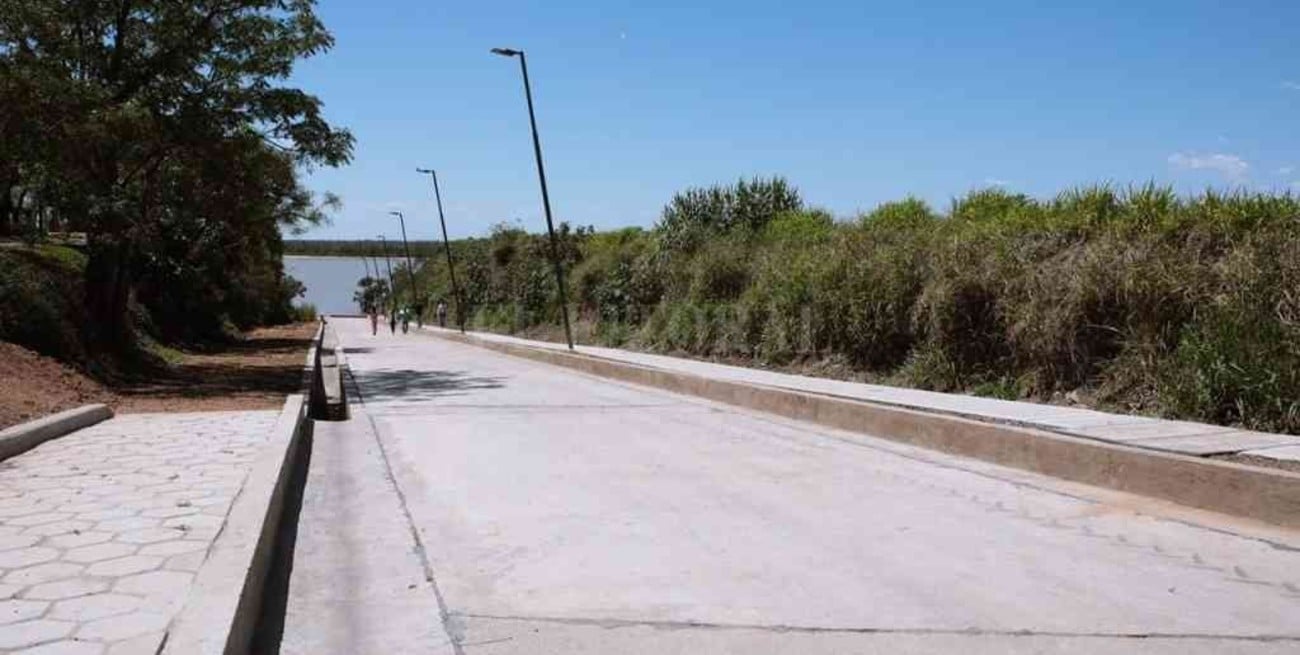 Recuperan la bajada San Luis en la costanera de San Lorenzo