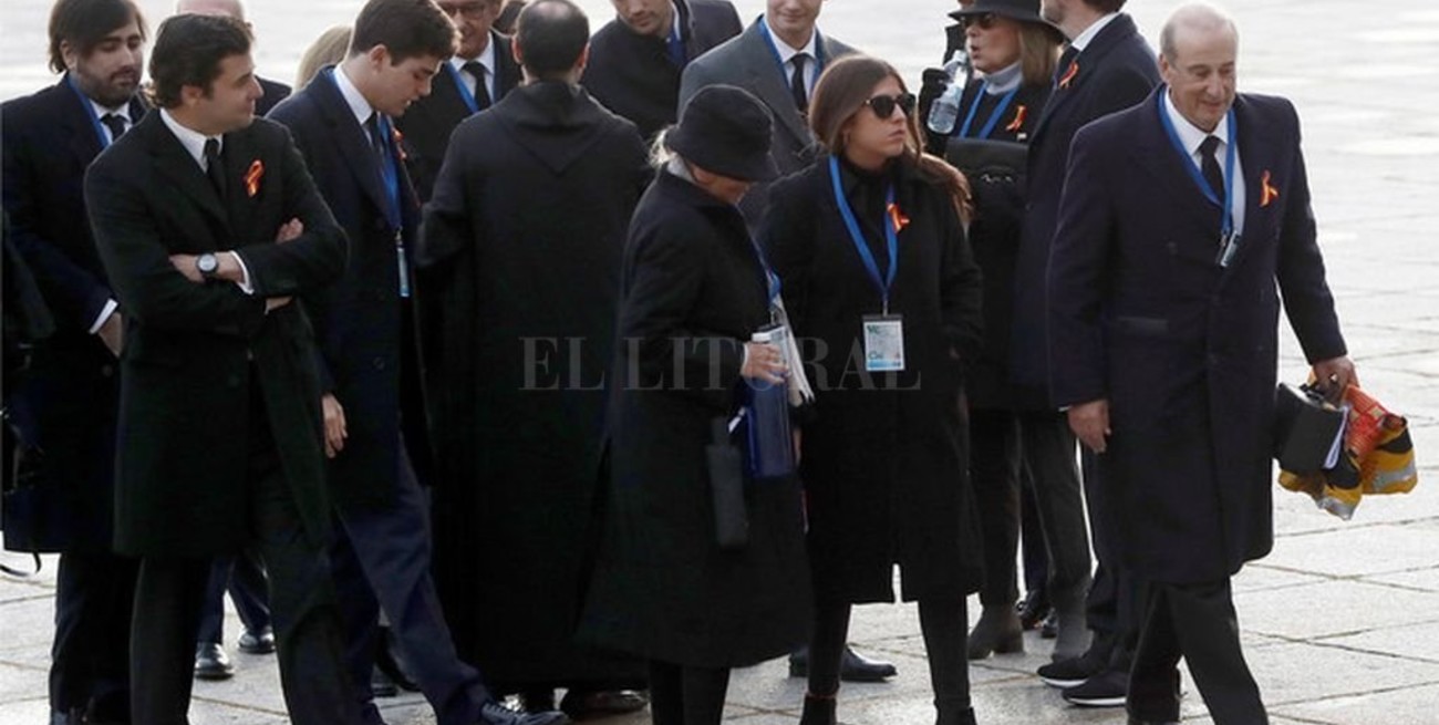 Presencias polémicas en la exhumación del dictador español Francisco Franco