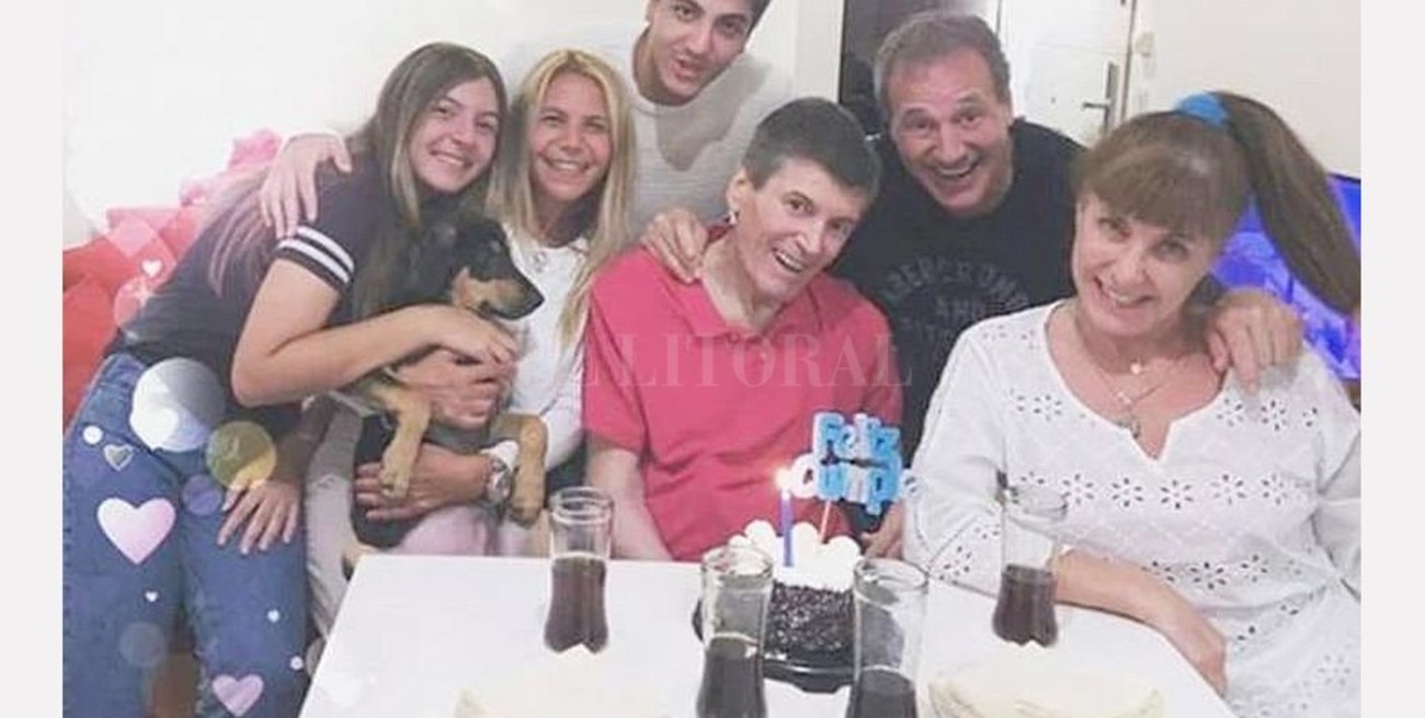 Carlín Calvo celebró en familia sus 67 años