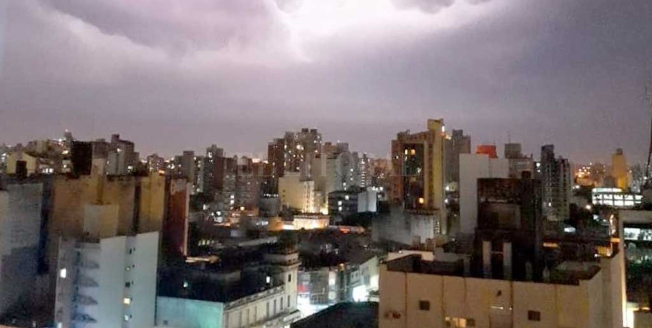 Fuerte tormenta de viento, lluvia y granizo azotó a Santa Fe