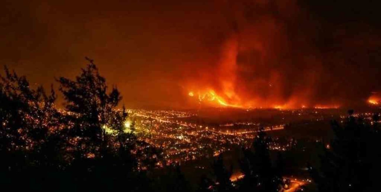 Al menos tres incendios provocó una tormenta eléctrica en la cordillera de Chubut