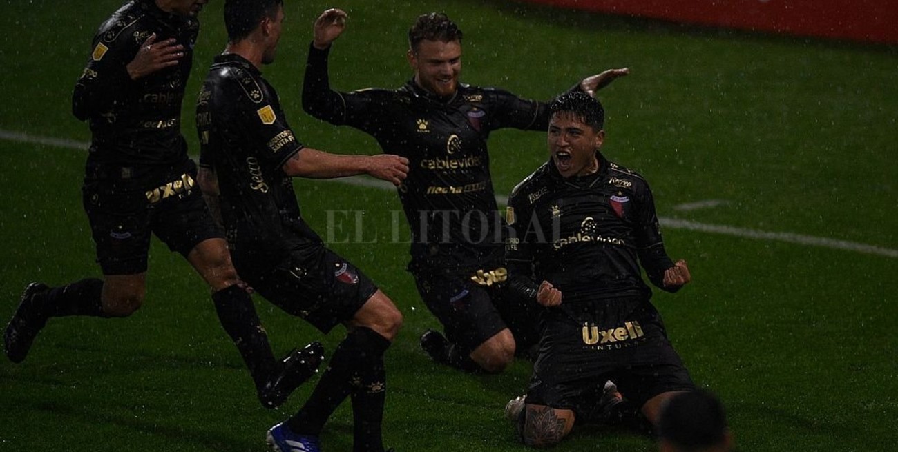 Colón le ganó a Vélez por 1 a 0 en Liniers