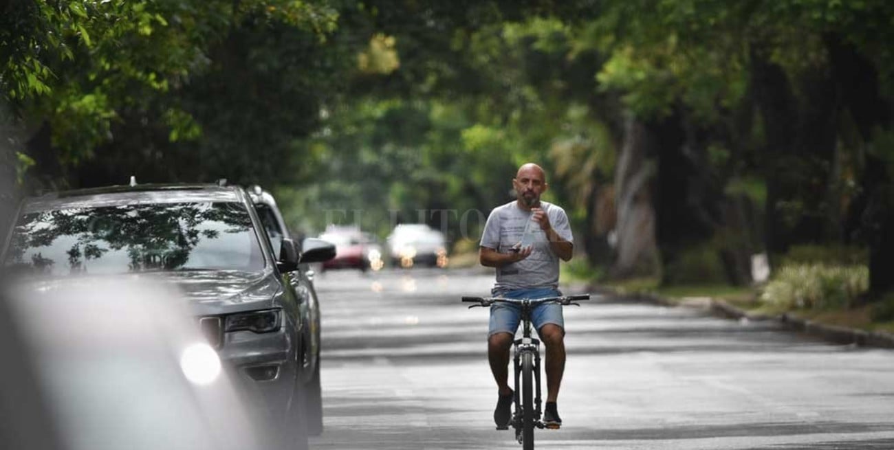 Domingo agradable y parcialmente nublado en la ciudad de Santa Fe