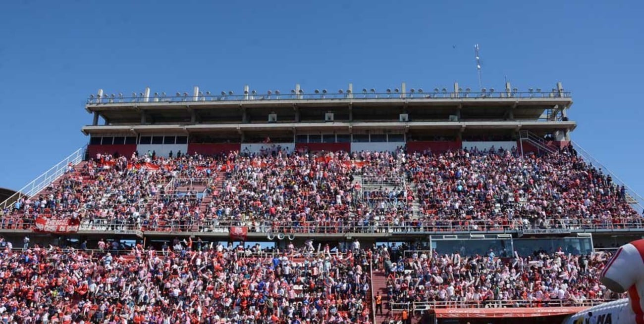 Spahn tribunero: 100 "palos" para la  bandeja y agranda el campo de juego