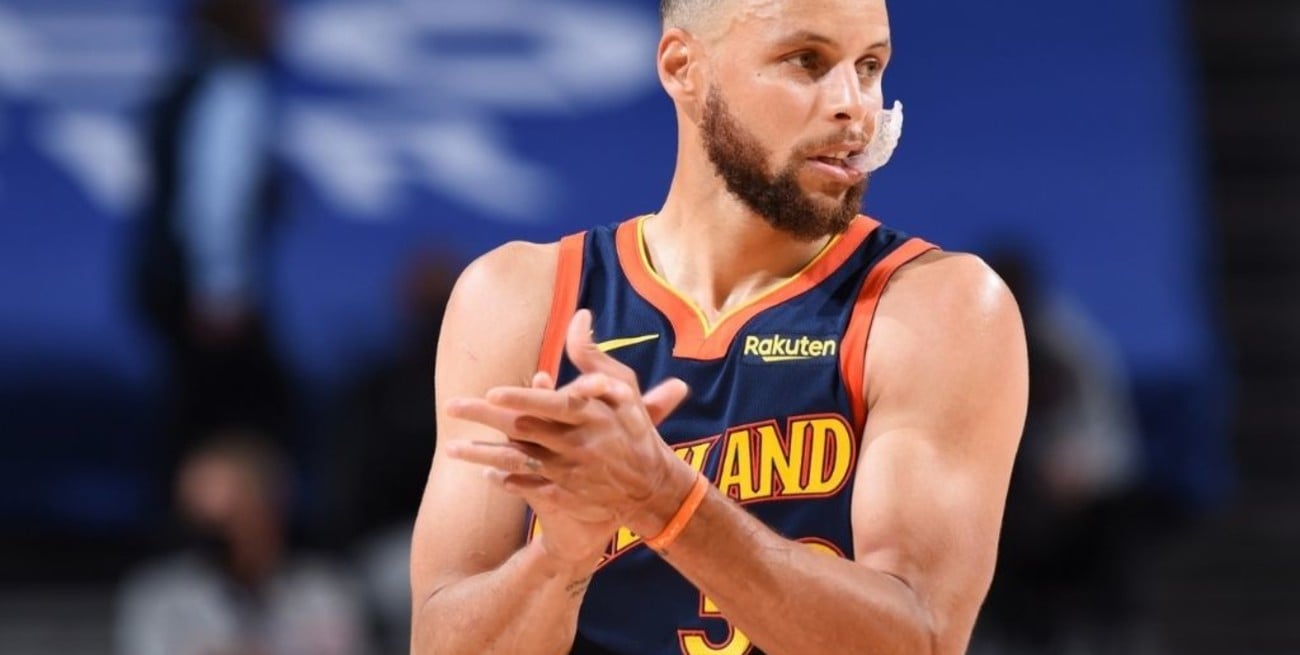 Stephen Curry seguirá en Golden State Warriors con un contrato de 215 millones de dólares