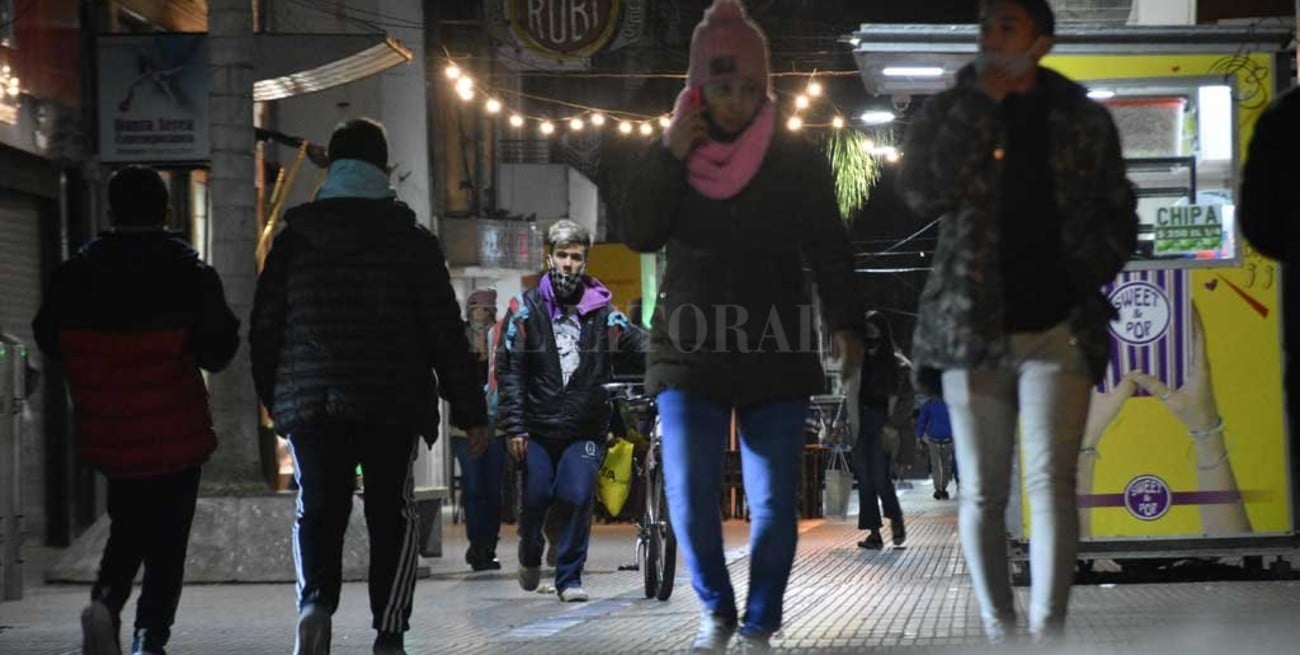 "Quizá la baja natalidad es una demanda social", advierte un psicoanalista 