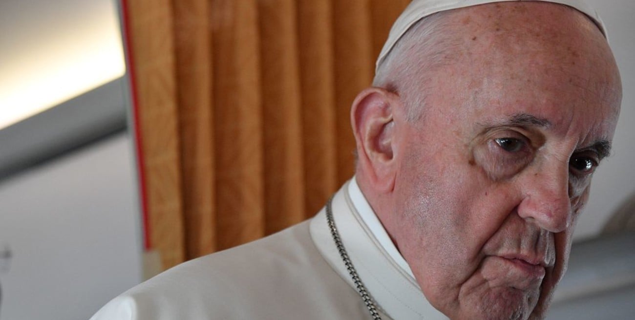 El papa Francisco denunció que dentro del Vaticano lo "querían muerto"