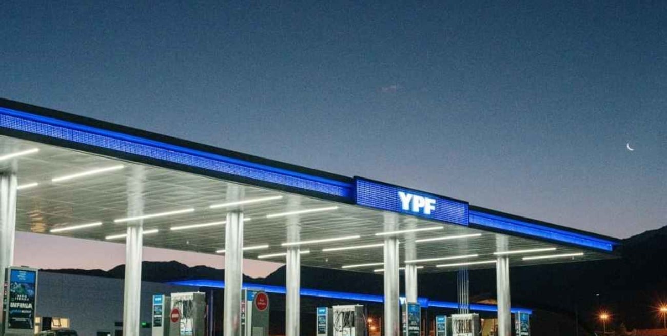 YPF destaca su compromiso de potenciar inversiones en "energías cada vez más limpias"