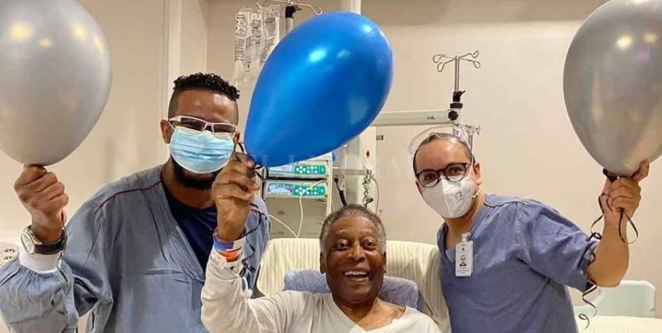 Pelé ha dado "varios pasos" en su recuperación tras la operación de colon