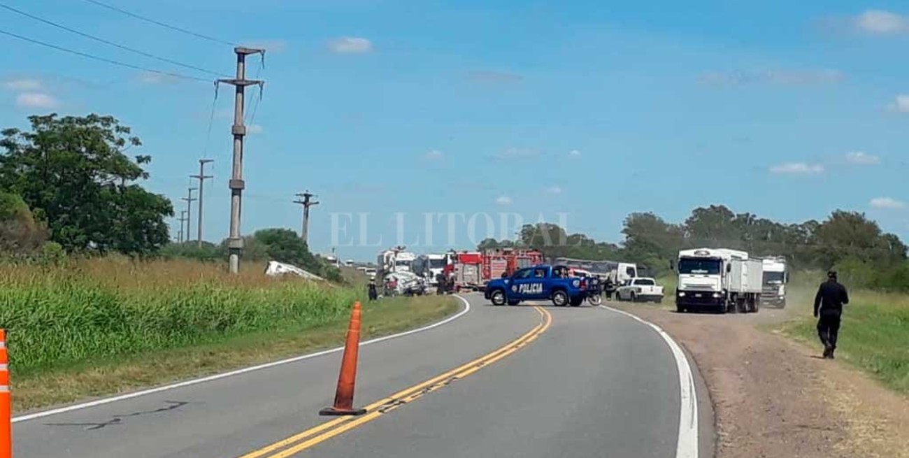 Cuatro hinchas de River fallecieron tras chocar de frente en Nelson mientras viajaban a Santiago del Estero