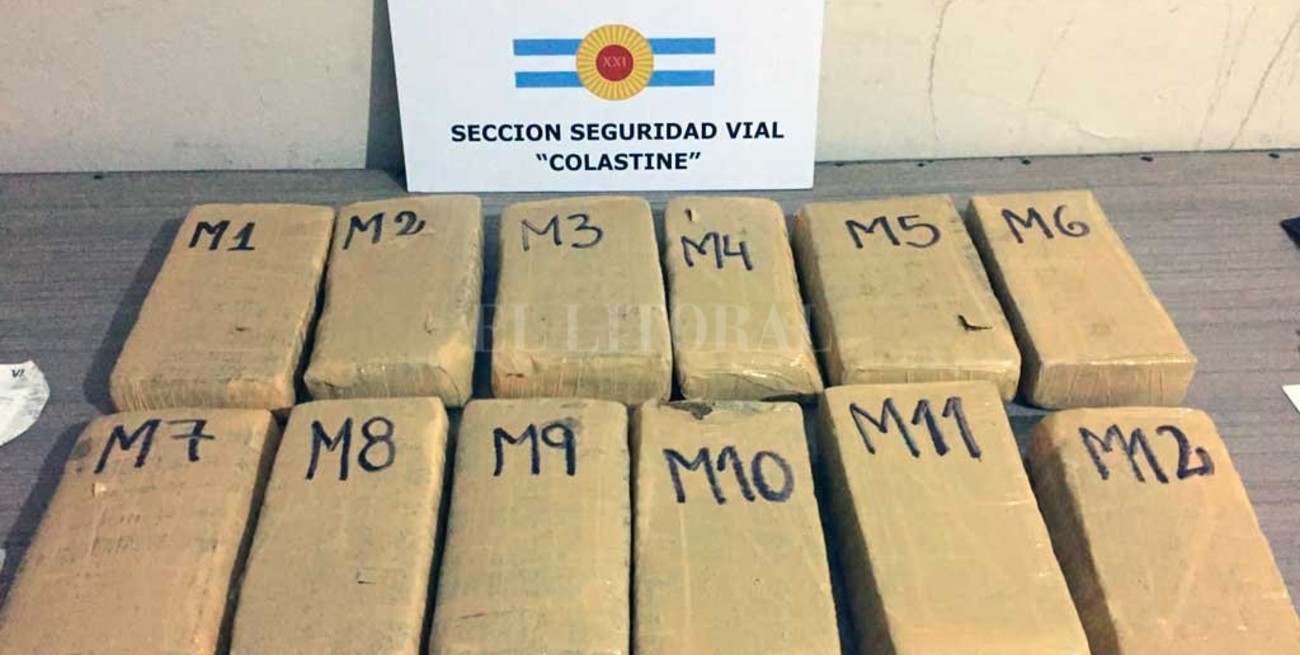 Detenidos en la Ruta 168 con unos 14 kilos de marihuana en un taxi