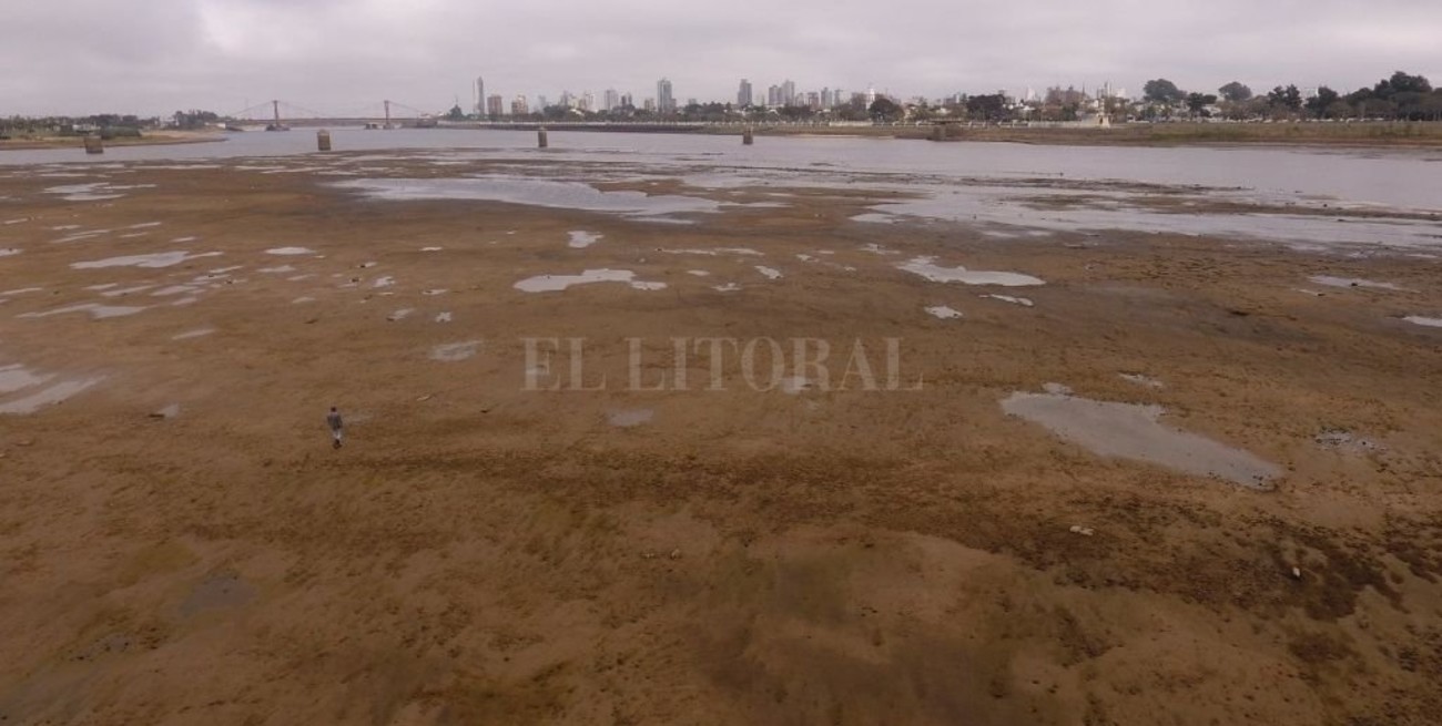 Desde Nación piden cuidar el agua para el consumo diario por la bajante del río Paraná