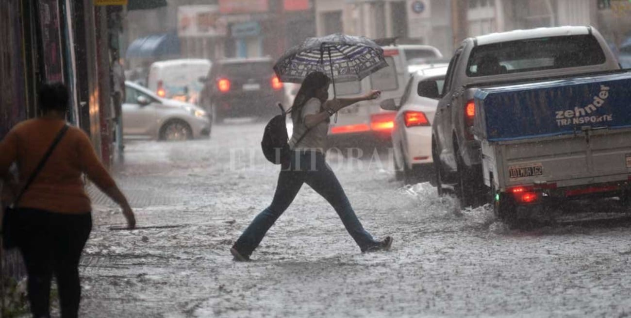 Llovieron unos 50 mm en Santa Fe y hubo complicaciones en distintos sectores de la ciudad