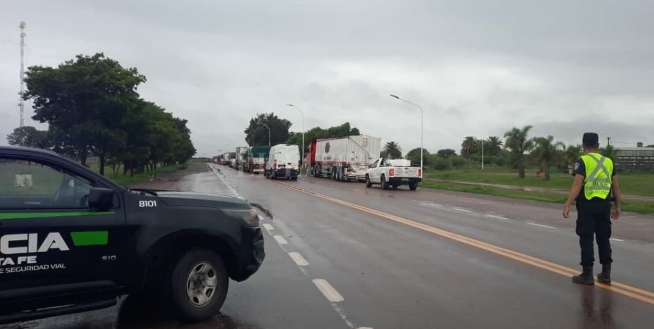 Un herido tras el choque de un tren y una camioneta en la Ruta Provincial 2