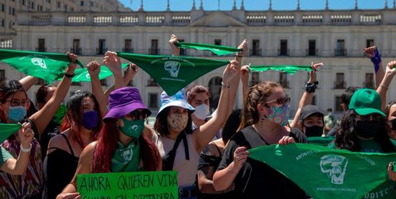 El derecho al aborto llega al borrador de la nueva Constitución chilena