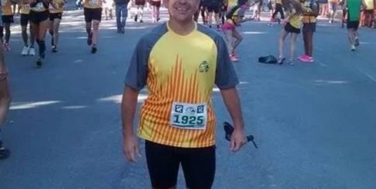 Un maratonista se desvaneció y murió en la mitad de una carrera