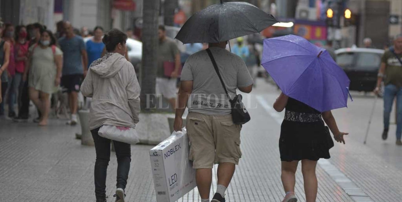 Lo atacaron en la peatonal y le robaron un sobre con dólares