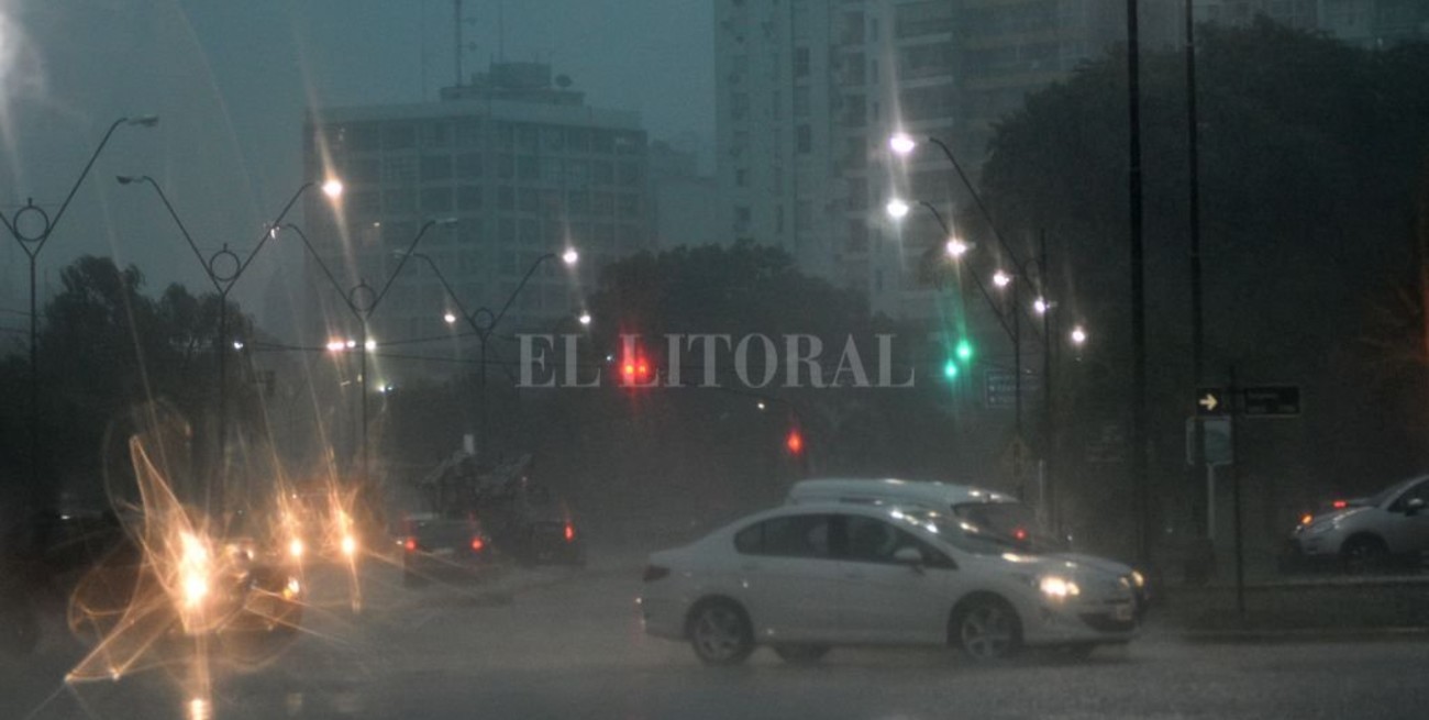 Alerta por tormentas para los departamentos La Capital, San Jerónimo y Garay