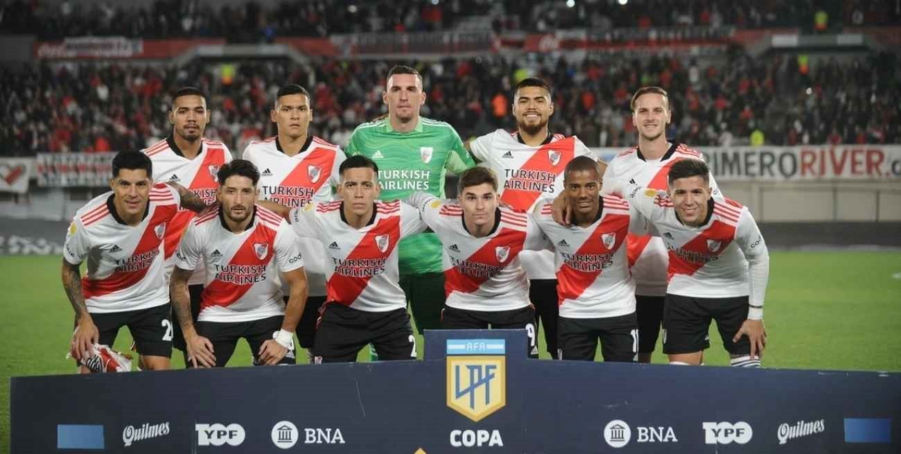 Al menos tres futbolistas de River dieron positivo de coronavirus en la previa al enfrentamiento con Colo Colo