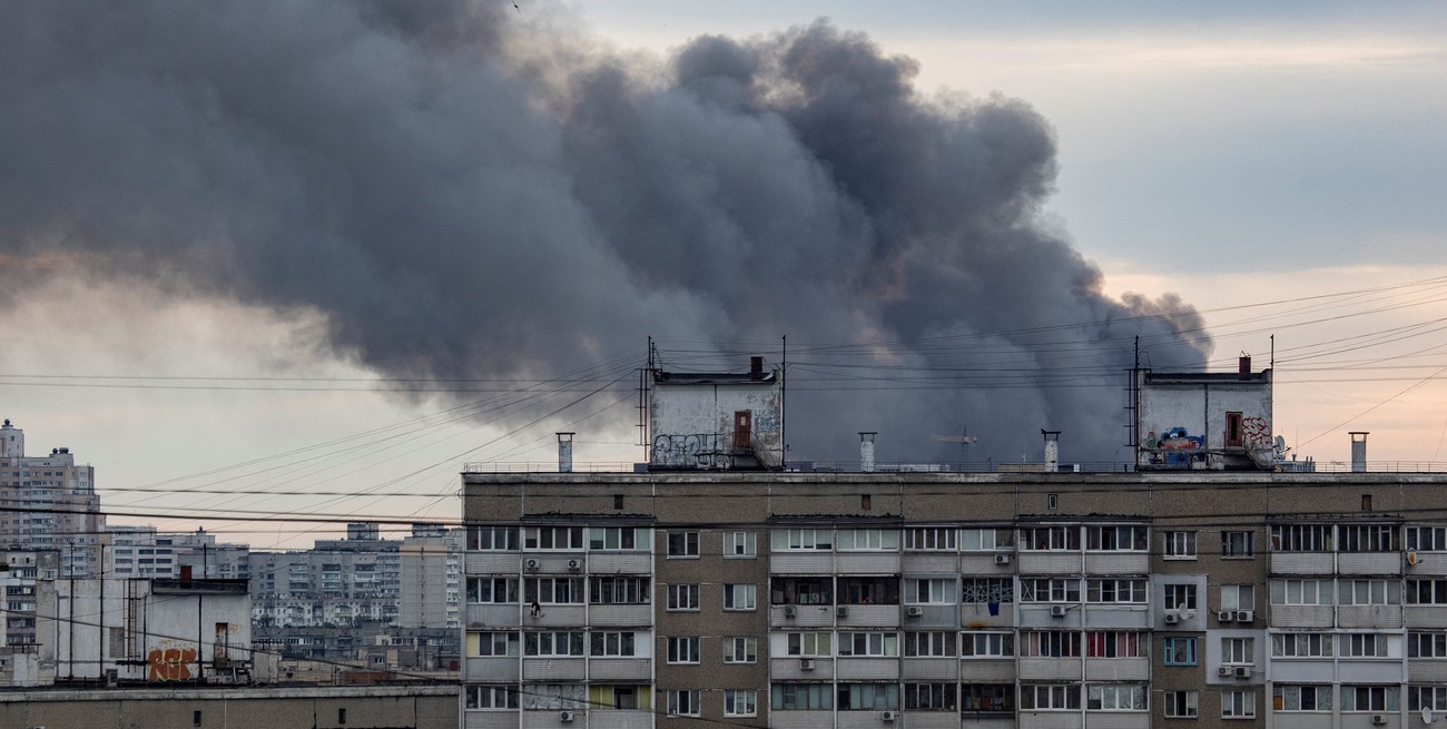 Reportaron una serie de explosiones en Kiev