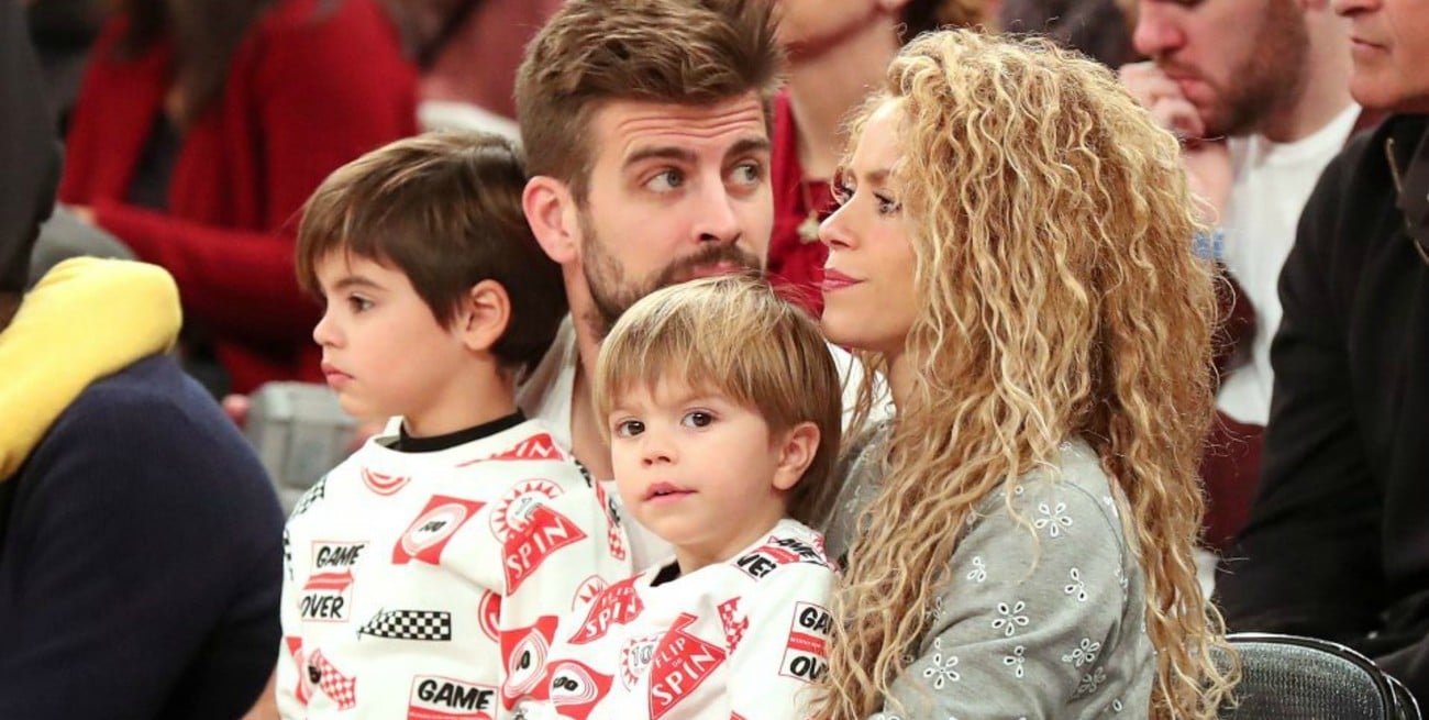 Gerard Piqué le habría autorizado a Shakira que se mude lejos junto a sus hijos